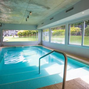 Piscina cubierta  (climatizada todo el año)
